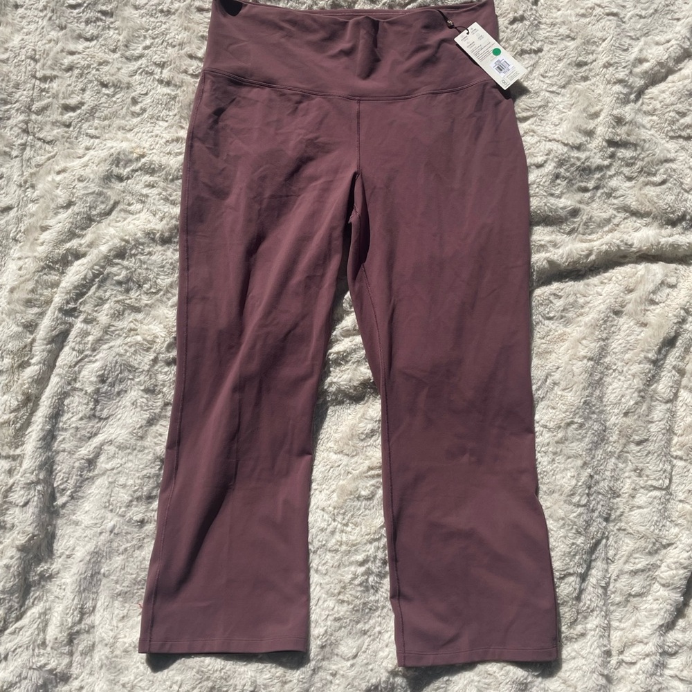 Alia Purple Leggings with Wide Waistband and Cropped Length